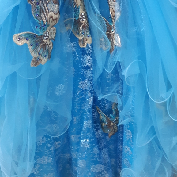 Grad/Prom Dress - Picture 3 of 7